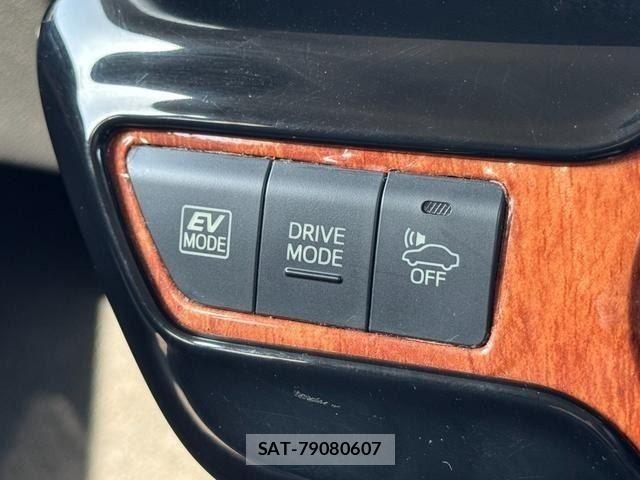 Toyota PRIUS 2016-04 8075160-18