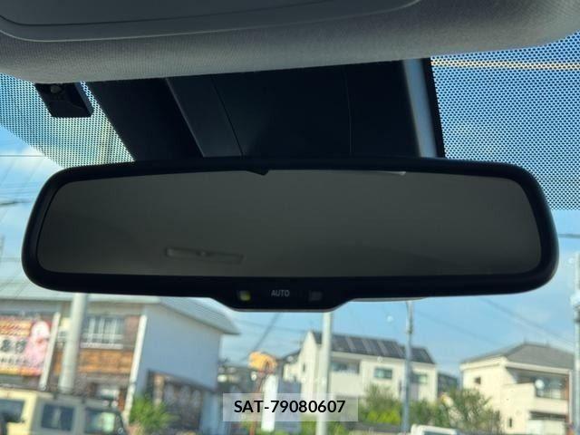 Toyota PRIUS 2016-04 8075160-28