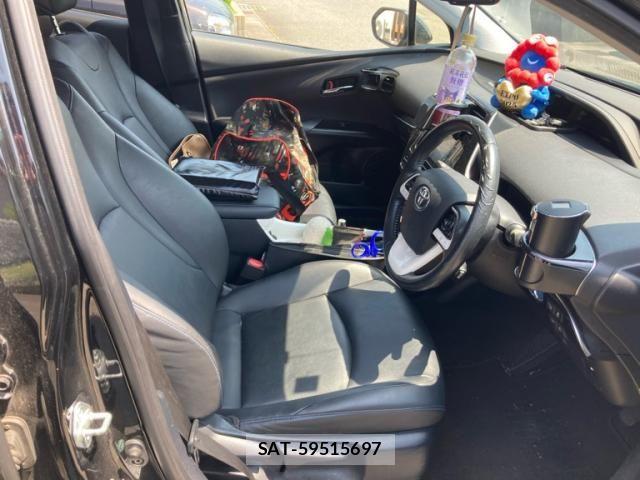 Toyota PRIUS 2016-08 8075172-13