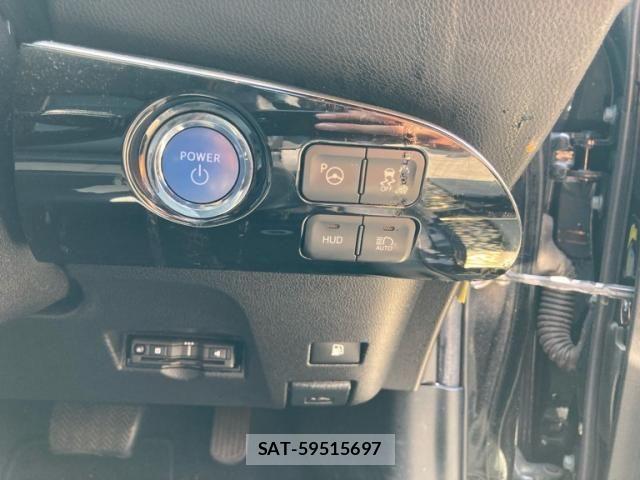 Toyota PRIUS 2016-08 8075172-15