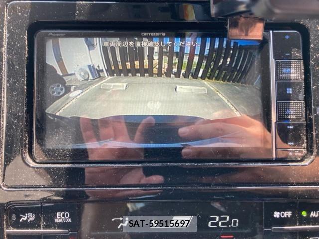 Toyota PRIUS 2016-08 8075172-19