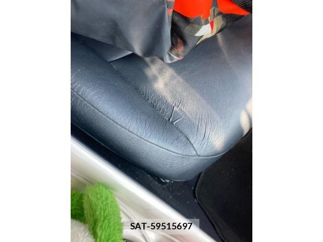Toyota PRIUS 2016-08 8075172-25