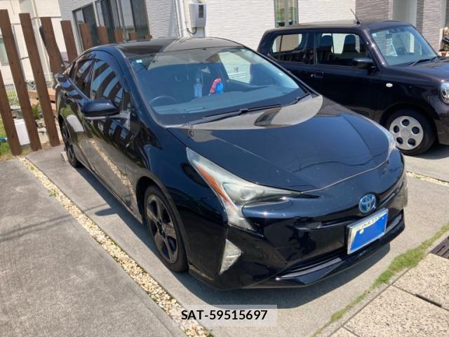Toyota PRIUS 2016-08 8075172-2