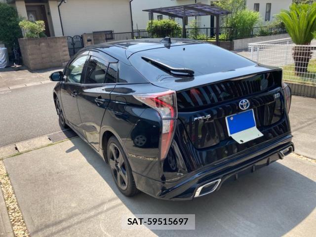 Toyota PRIUS 2016-08 8075172-4