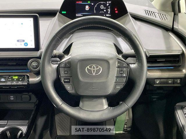 Toyota PRIUS 2024-01 8075136-12