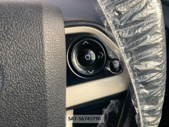 Toyota PRIUS 2015-12 8075175-11