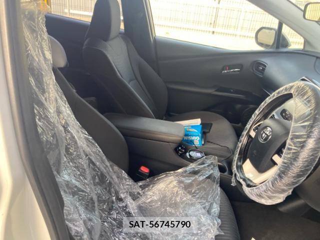 Toyota PRIUS 2015-12 8075175-4