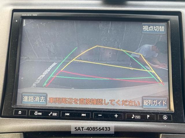 Toyota PRIUS 2012-04 8075192-18