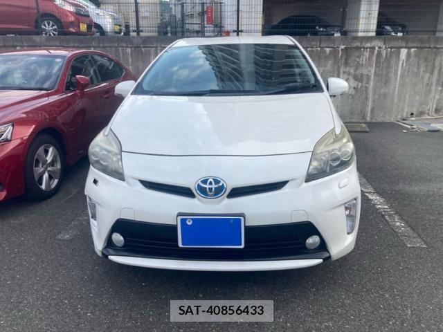 Toyota PRIUS 2012-04 8075192-1