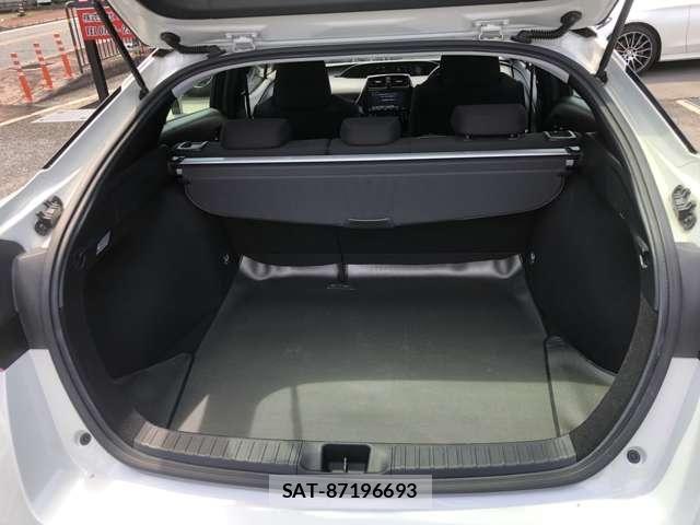 Toyota PRIUS 2019-05 8075154-9