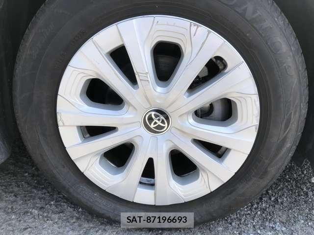 Toyota PRIUS 2019-05 8075154-10