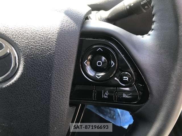 Toyota PRIUS 2019-05 8075154-21