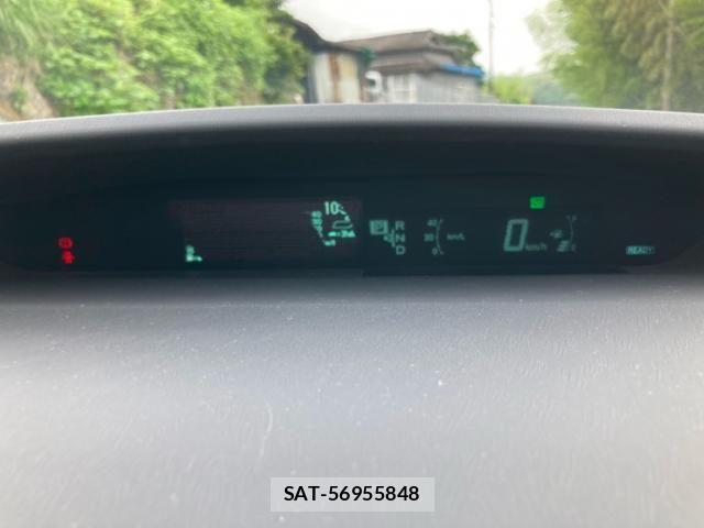 Toyota PRIUS 2010-07 8075184-14