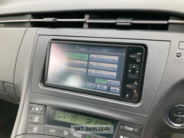 Toyota PRIUS 2010-07 8075184-15