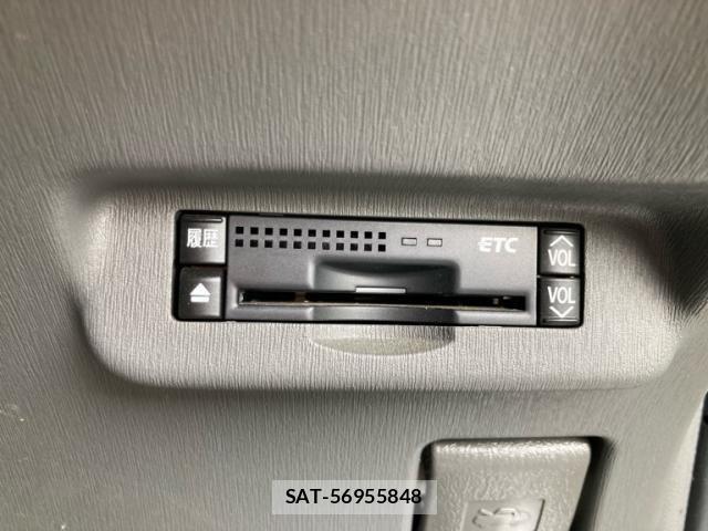 Toyota PRIUS 2010-07 8075184-17