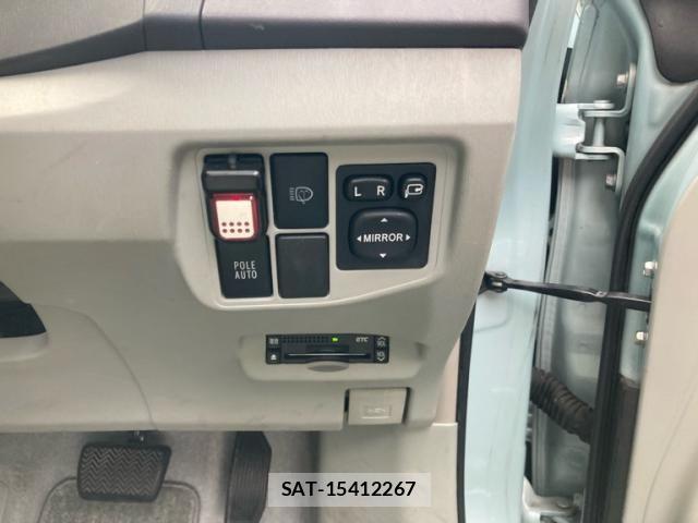 Toyota PRIUS 2009-07 8075197-12