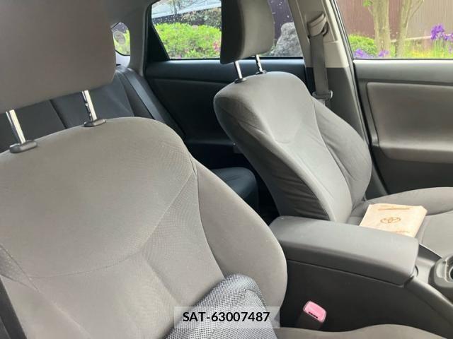 Toyota PRIUS 2010-03 8075196-14