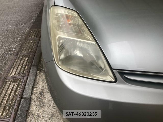 Toyota PRIUS 2004-06 8075186-1