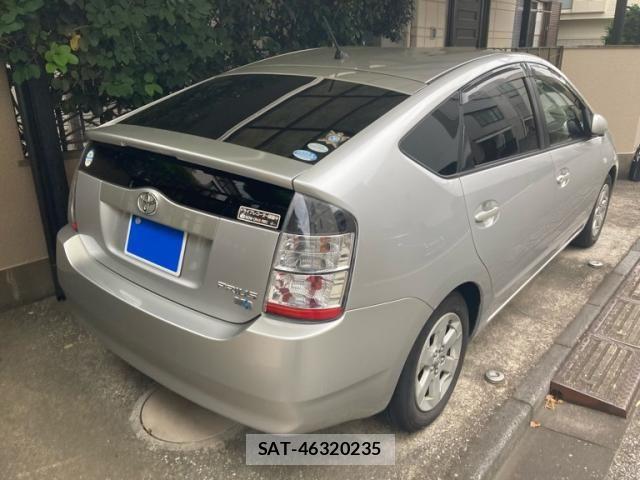 Toyota PRIUS 2004-06 8075186-4