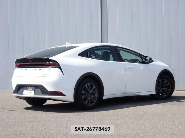 Toyota PRIUS 2023-11 8075146-2