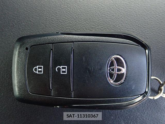 Toyota PRIUS 2023-10 8075150-18