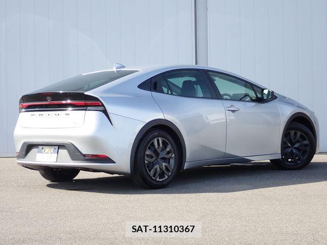 Toyota PRIUS 2023-10 8075150-2