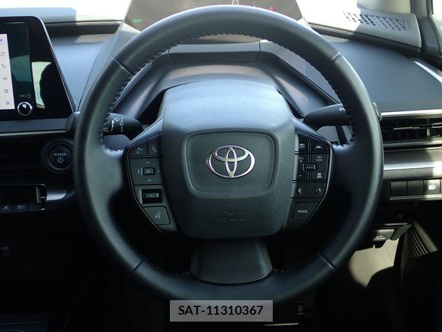 Toyota PRIUS 2023-10 8075150-4