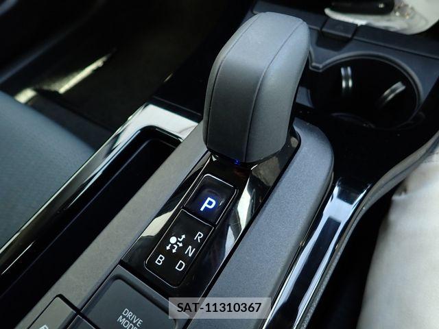Toyota PRIUS 2023-10 8075150-8