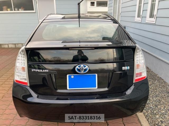 Toyota PRIUS 2010-03 8075190-1