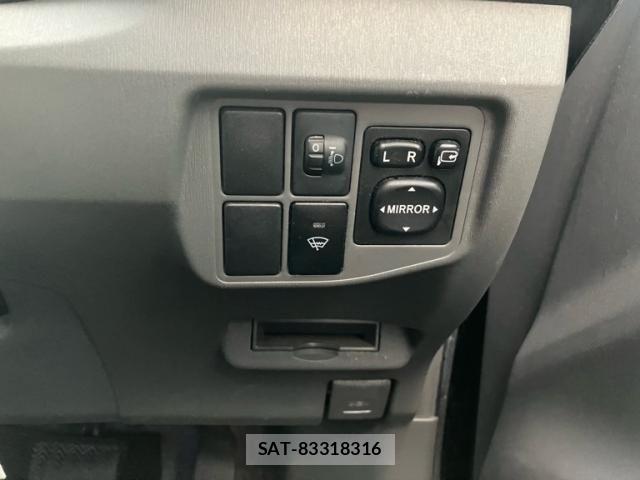 Toyota PRIUS 2010-03 8075190-23