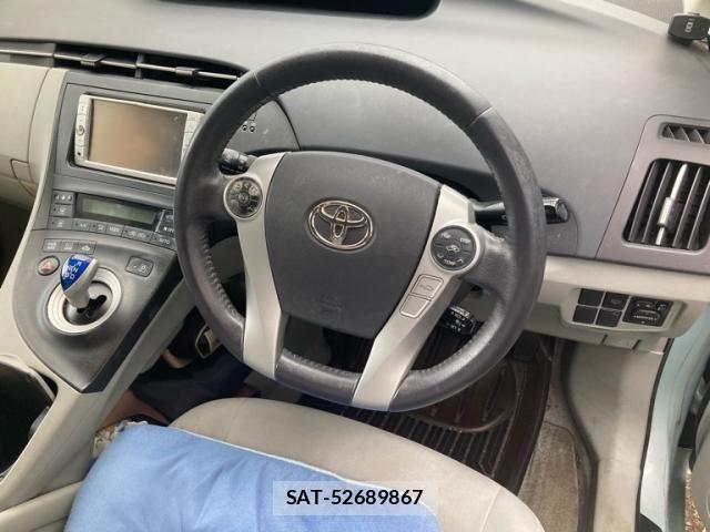 Toyota PRIUS 2009-06 8075189-12