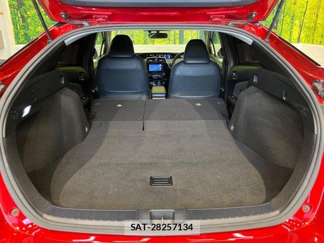 Toyota PRIUS 2016-03 8075167-9