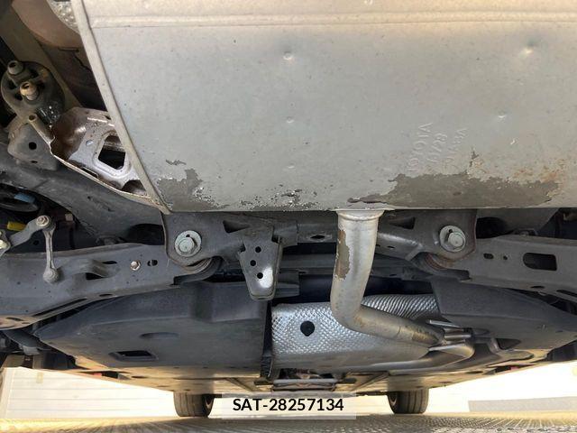 Toyota PRIUS 2016-03 8075167-18