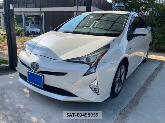 Toyota PRIUS 2017-08 8075171-0