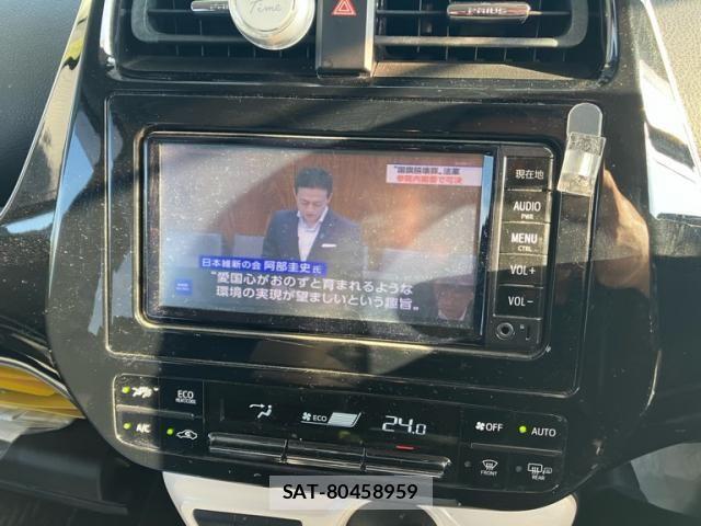 Toyota PRIUS 2017-08 8075171-22