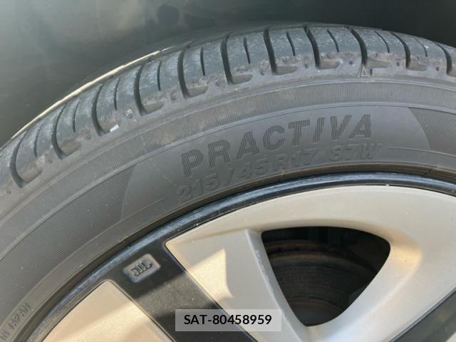 Toyota PRIUS 2017-08 8075171-4