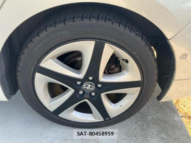 Toyota PRIUS 2017-08 8075171-7