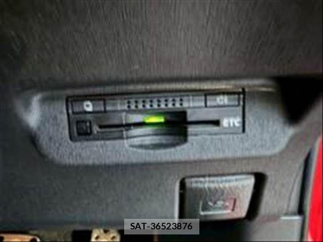 Toyota PRIUS 2012-09 8075177-14