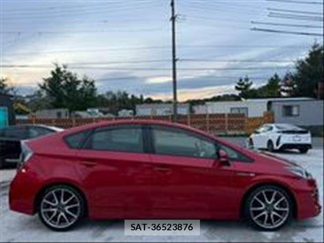 Toyota PRIUS 2012-09 8075177-6