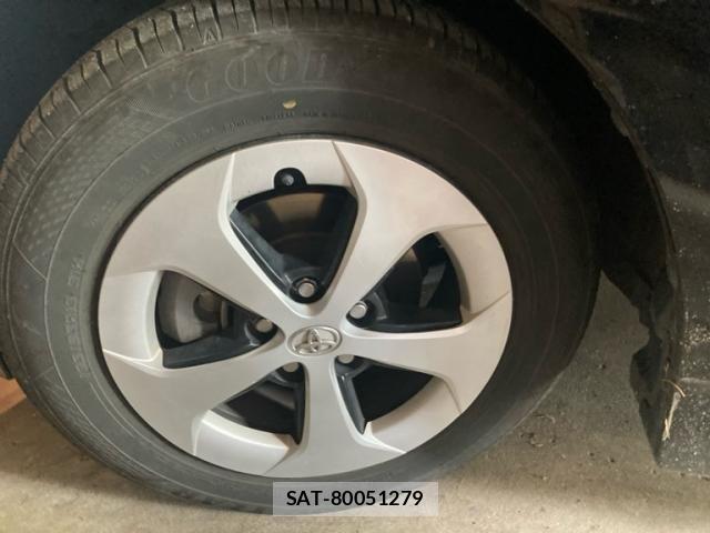 Toyota PRIUS 2014-07 8075180-5