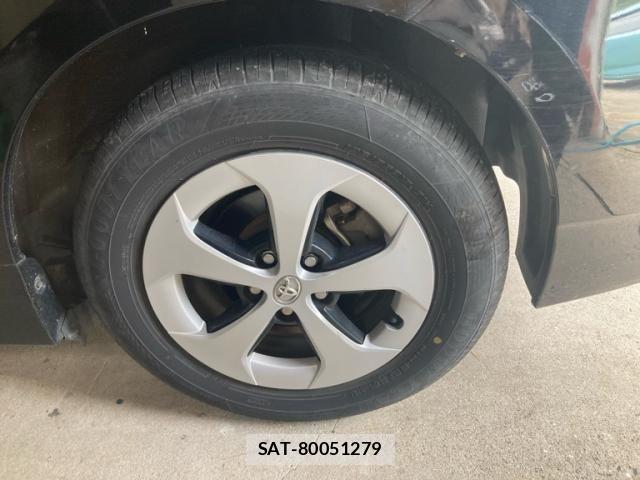 Toyota PRIUS 2014-07 8075180-6