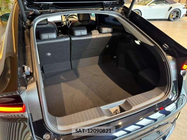 Toyota PRIUS 2025-02 8075138-15