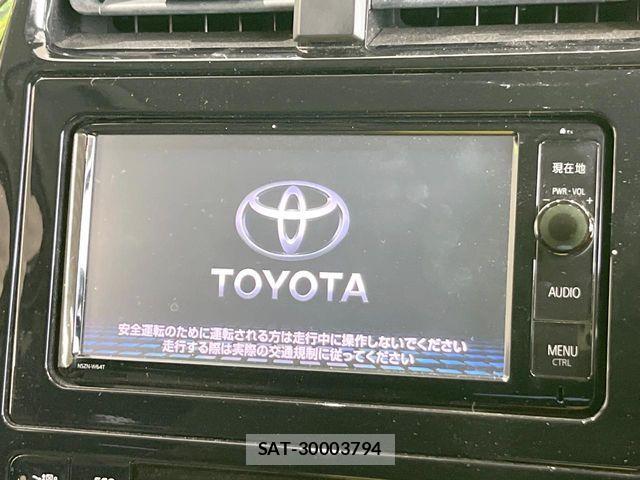 Toyota PRIUS 2016-04 8075159-2