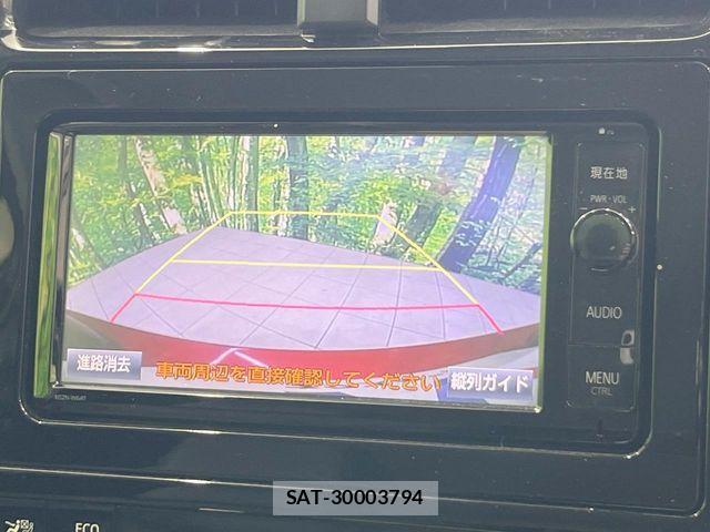 Toyota PRIUS 2016-04 8075159-3