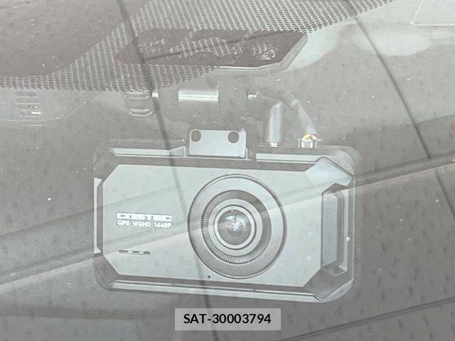 Toyota PRIUS 2016-04 8075159-5