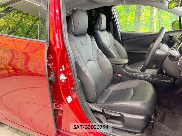 Toyota PRIUS 2016-04 8075159-7