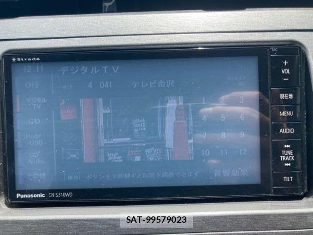 Toyota PRIUS 2013-08 8075191-20