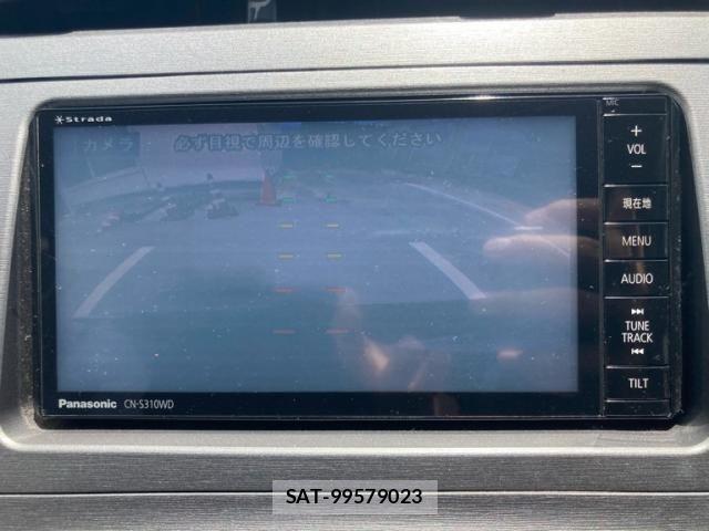 Toyota PRIUS 2013-08 8075191-21