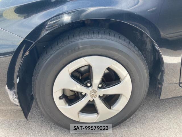 Toyota PRIUS 2013-08 8075191-4