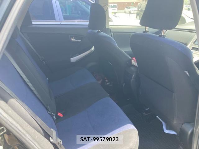 Toyota PRIUS 2013-08 8075191-8